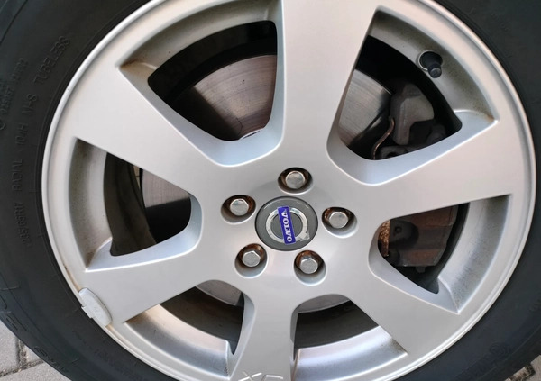 Volvo XC 60 cena 59800 przebieg: 194000, rok produkcji 2013 z Kielce małe 562